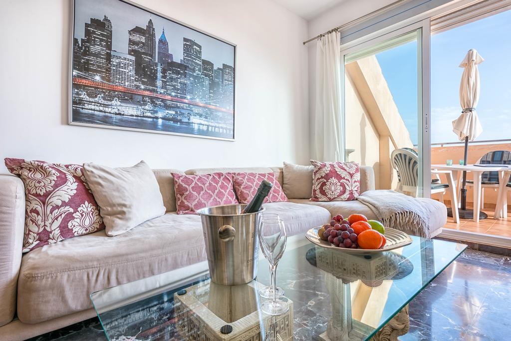 Carvajal Luxury Apartments - Free Parking Fuengirola Extérieur photo